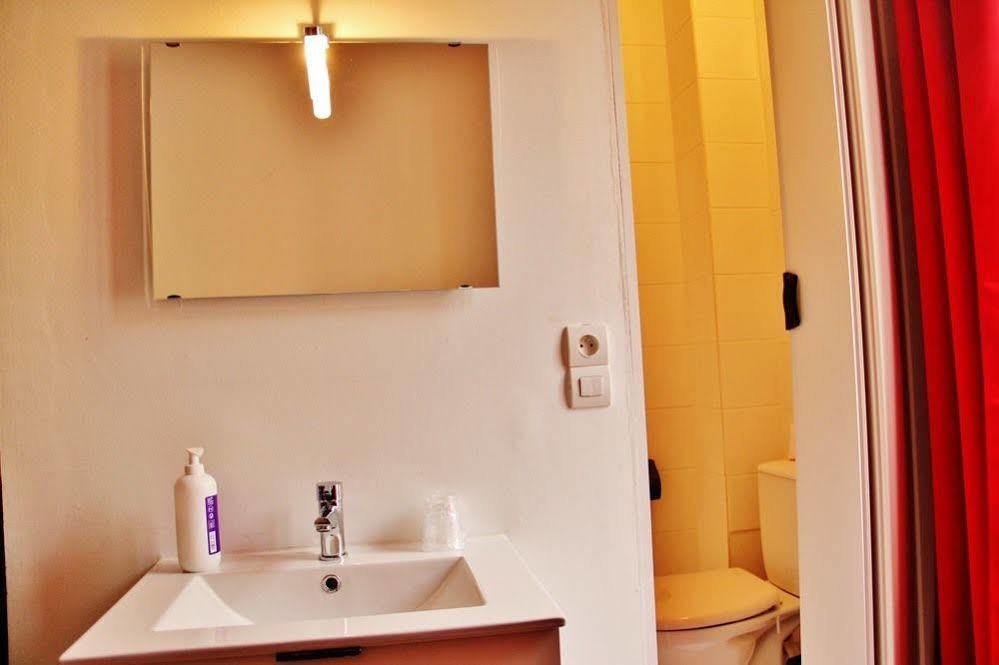 Untalented Hotel - Villette Париж Екстериор снимка